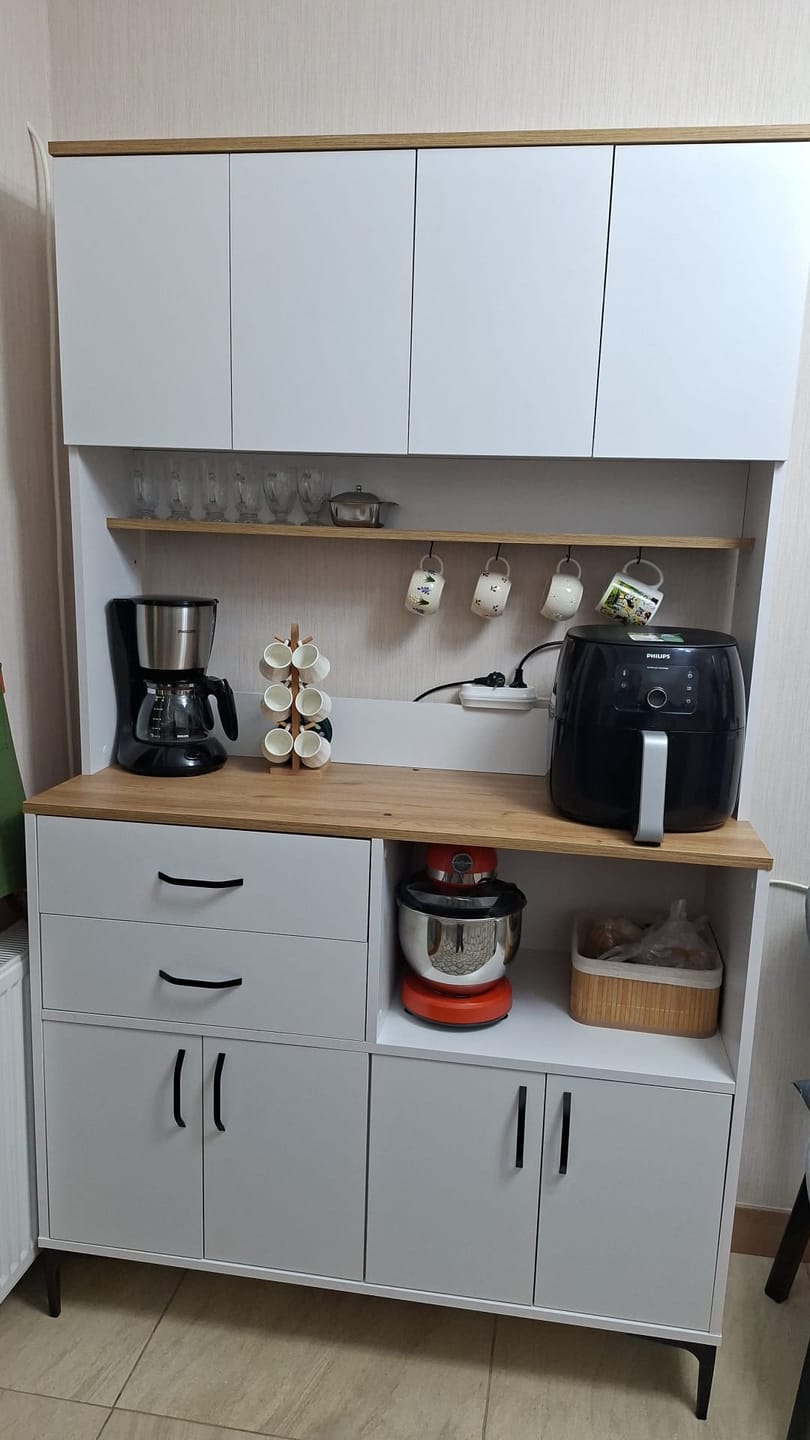 Customer photo review of Rani JE208 Çok Amaçlı Dolap 8 Kapaklı 2 Çekmeceli Kiler Mutfak Dolabı  Beyaz - Sepet Ceviz