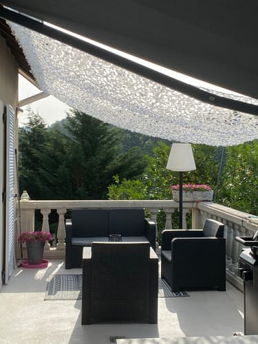 Customer photo review of Weißes Tarnnetz