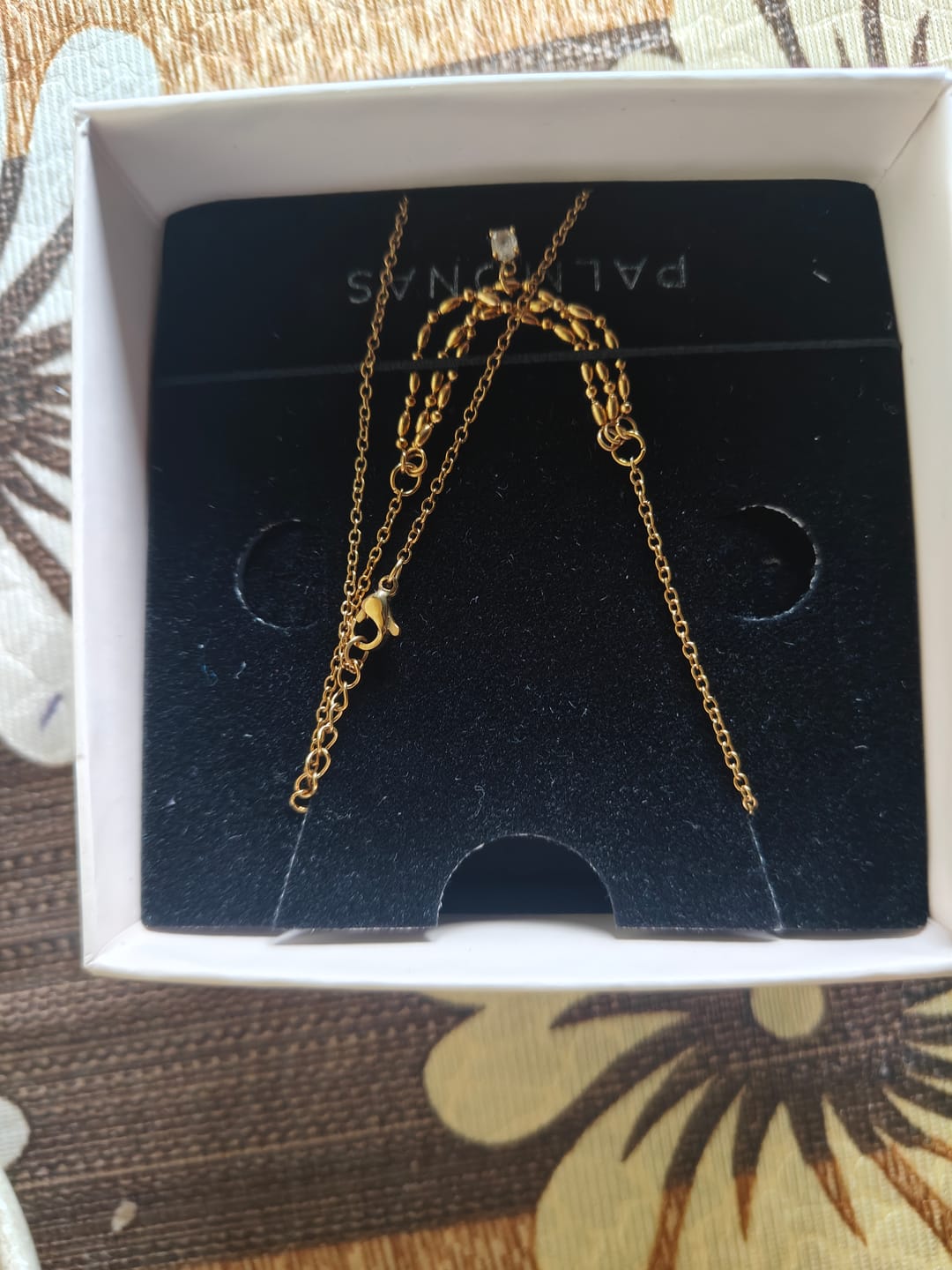 Customer photo review of Vintage Vibe Gold Necklace