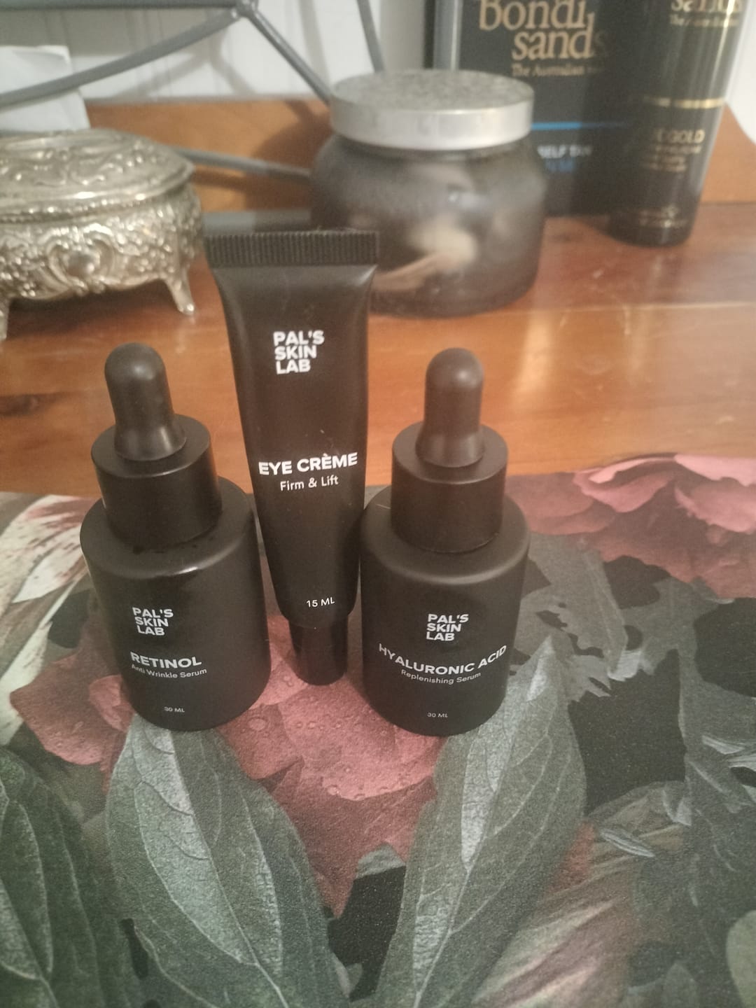 Customer photo review of Eye Creme
