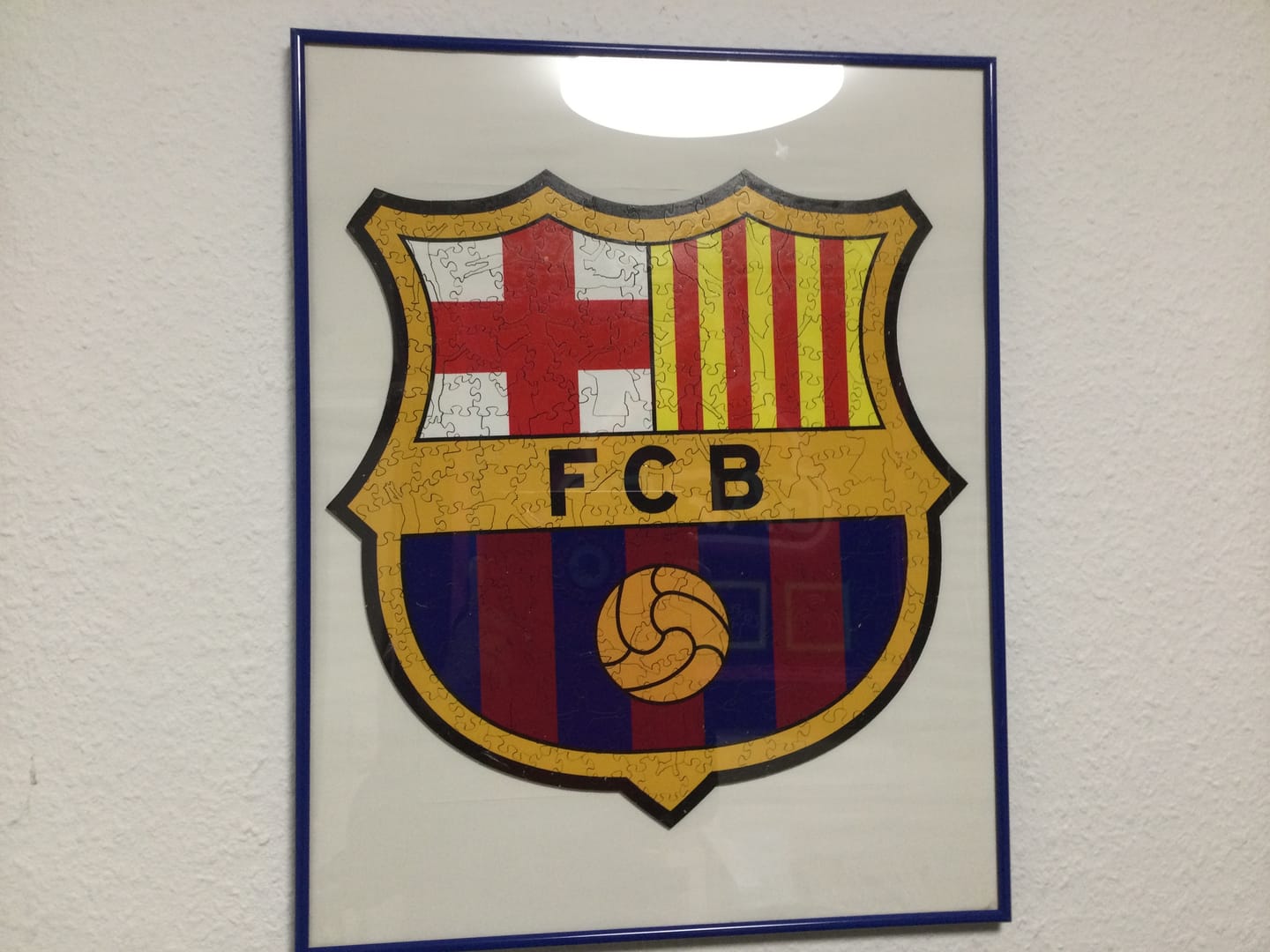 Customer photo review of FC Barcelona® Logo - Holzpuzzle
