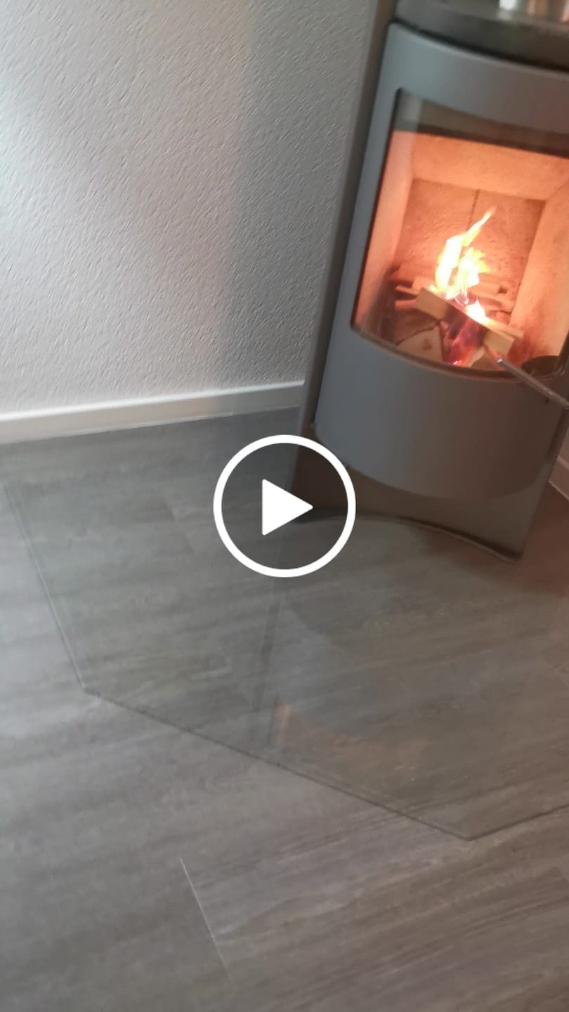 Customer video review of Glasplatte Kamin, Funkenschutzplatte Glas für Kaminofen - Fünfeck