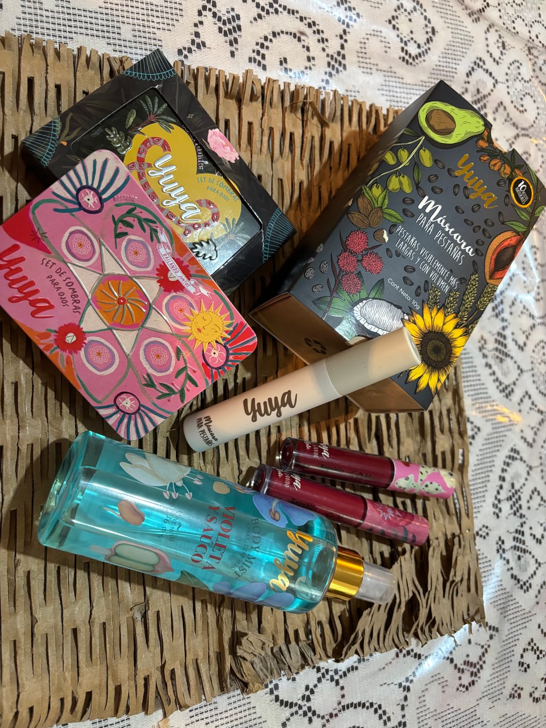 Customer photo review of Set de Sombras Fauna con 12 tonos