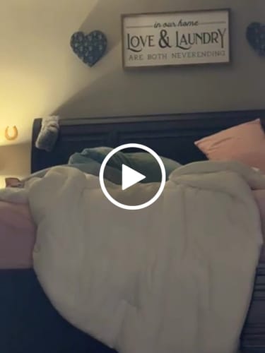Customer video review of MarshMellow Comforter