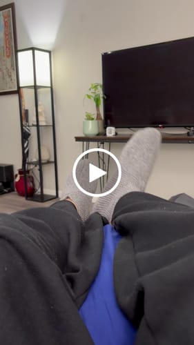 Customer video review of Mens Gripper Slippers - Gentle Grey