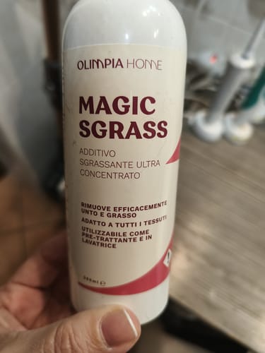 Customer photo review of Magic Sgrass - Additivo Sgrassante Ultraconcentrato Ml.200