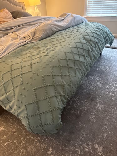 Customer photo review of MarshMellow Comforter