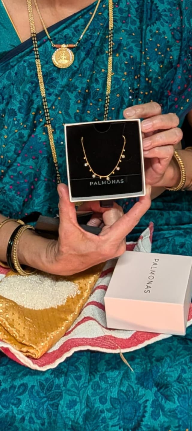 Customer photo review of Shimmering Diamond Chain Necklace