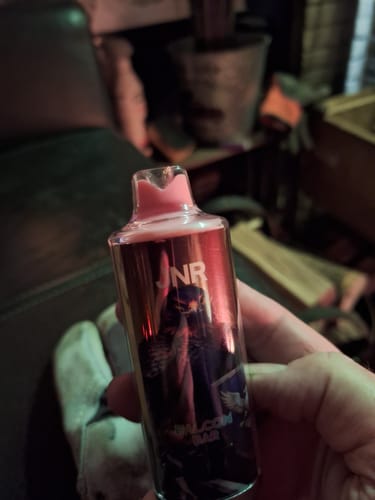 Customer photo review of JNR - Falcon Bar 48K - Puff Jetable / Vape Disposable 2% Nicotine