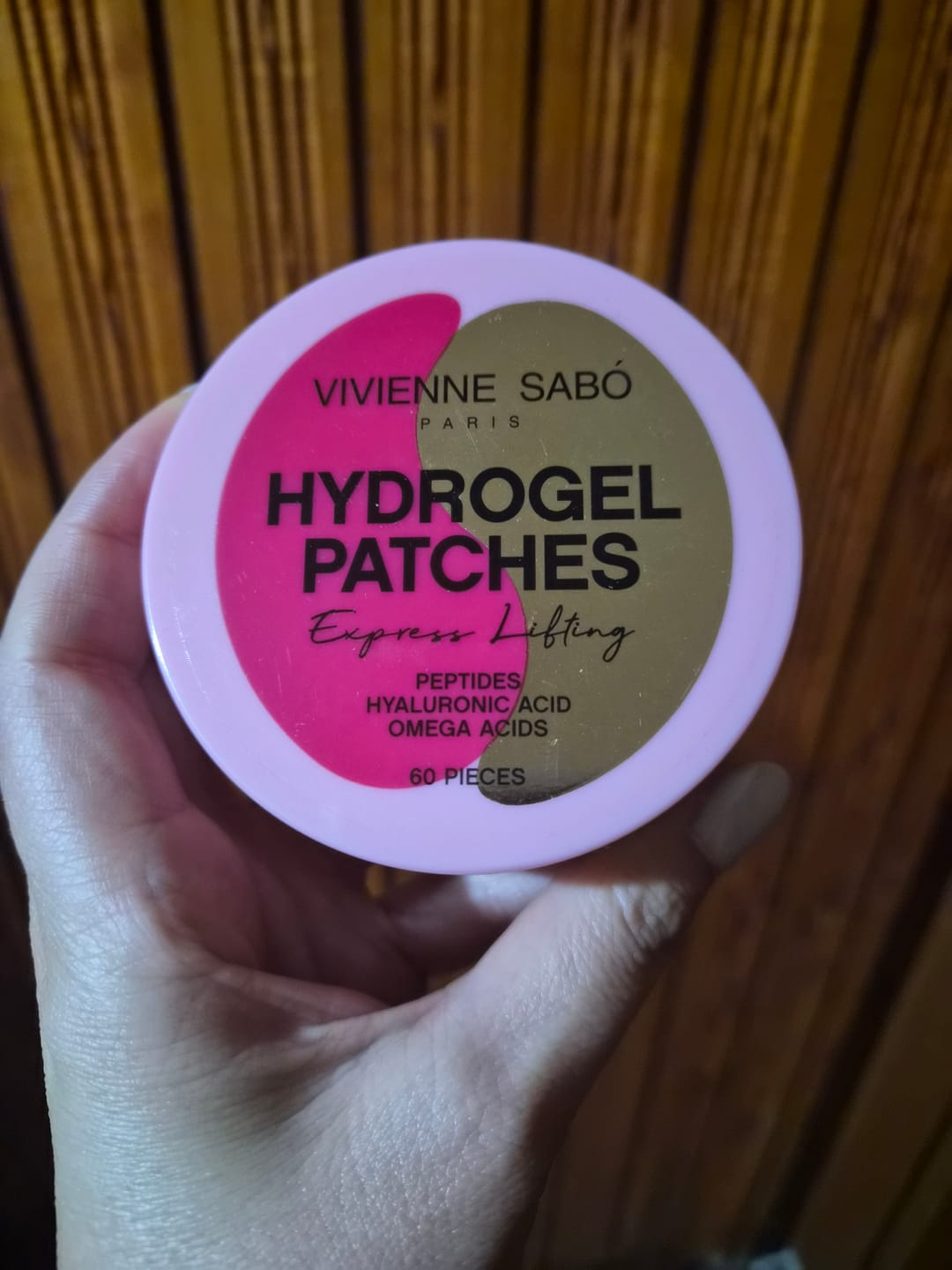 Customer photo review of Хиалуронови хидрогел пачове с колаген Vivienne Sabo