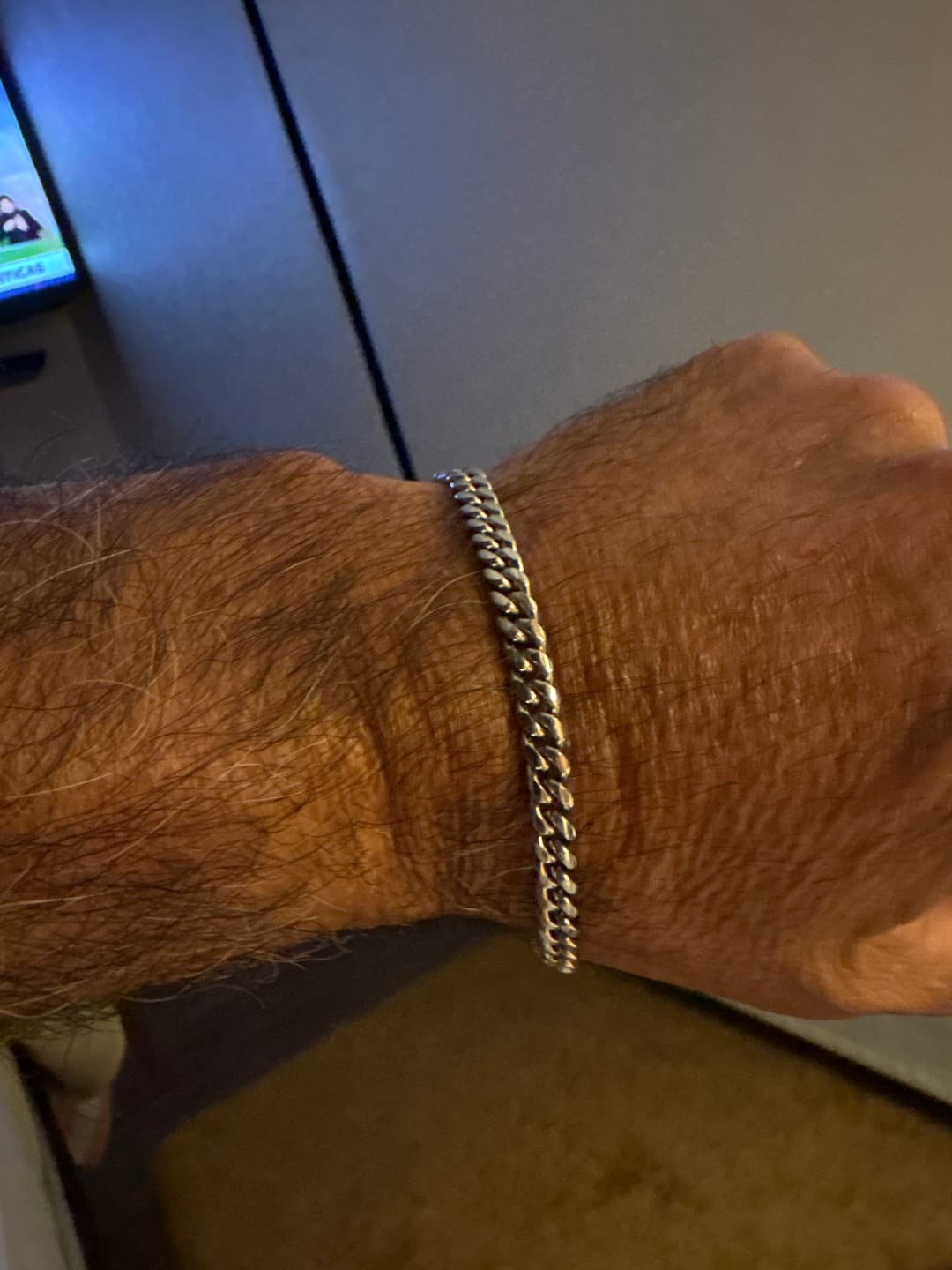 Customer photo review of Pulsera Miami Cuban 5mm