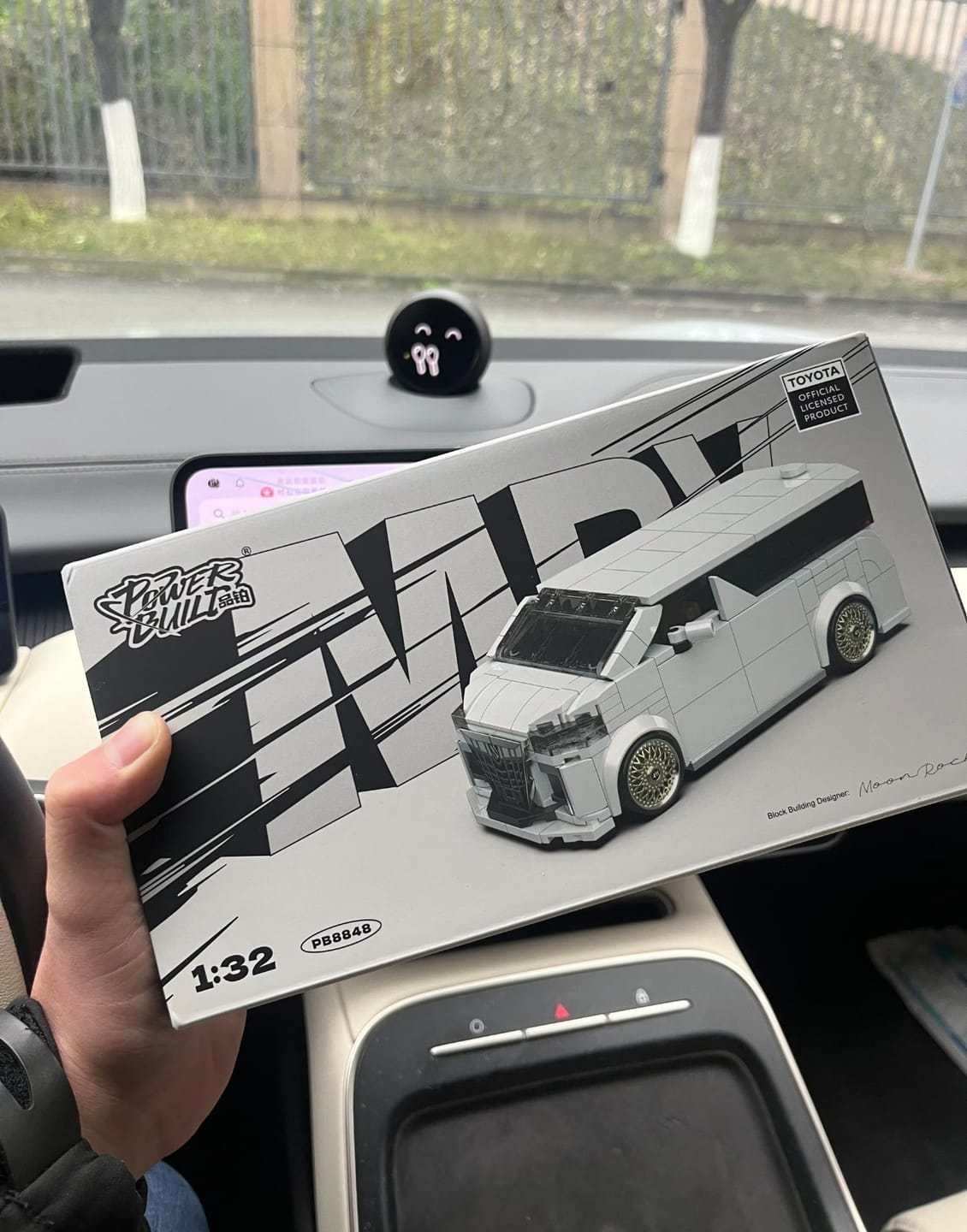 Customer photo review of Toyota Alphard