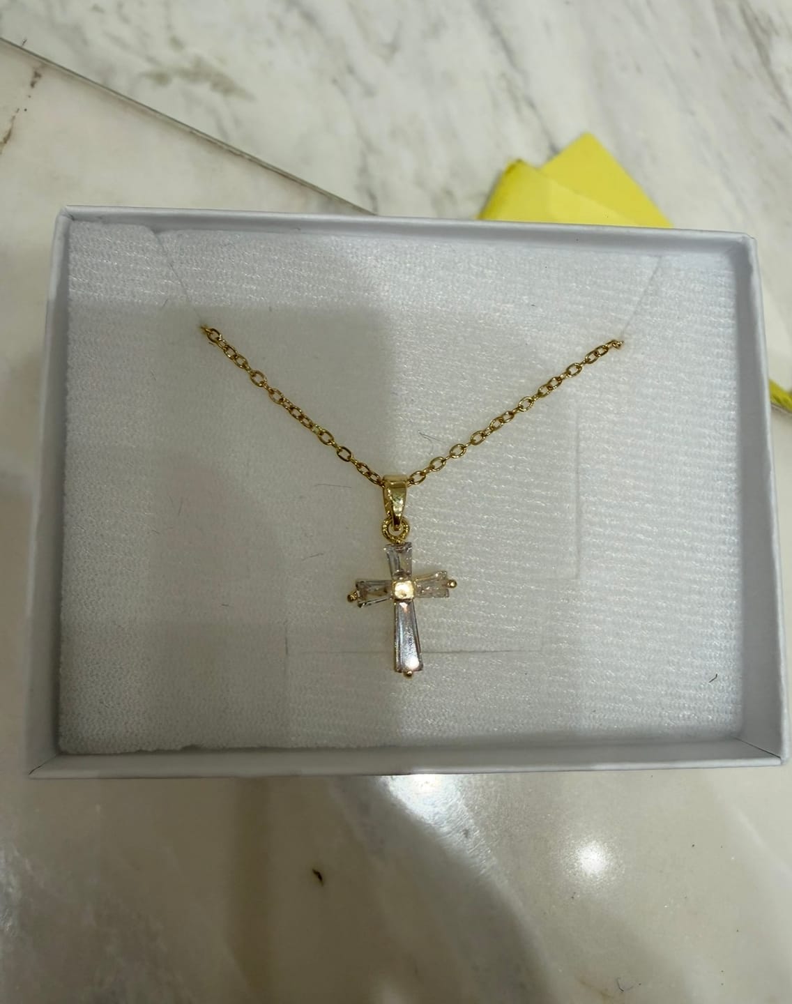 Customer photo review of Personaliza Tu Collar Con Inicial Mini Bubble Plateado