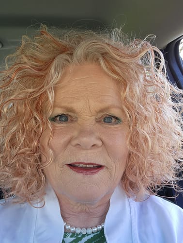 Customer photo review of Lumo⁺ + Venus + Phoenix: Ultimate Trio for Youthful and Radiant Skin