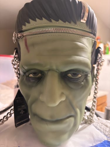 Customer photo review of PRE-ORDER - Universal Monsters: Frankenstein Monster Crossbody Bag