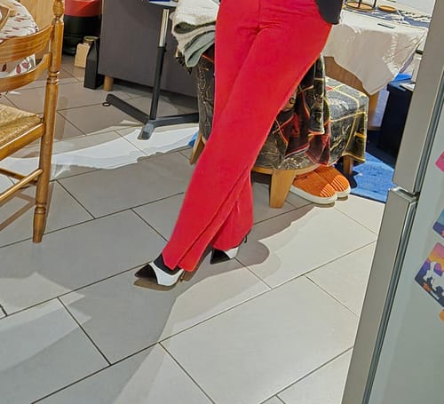 Customer photo review of Cruella