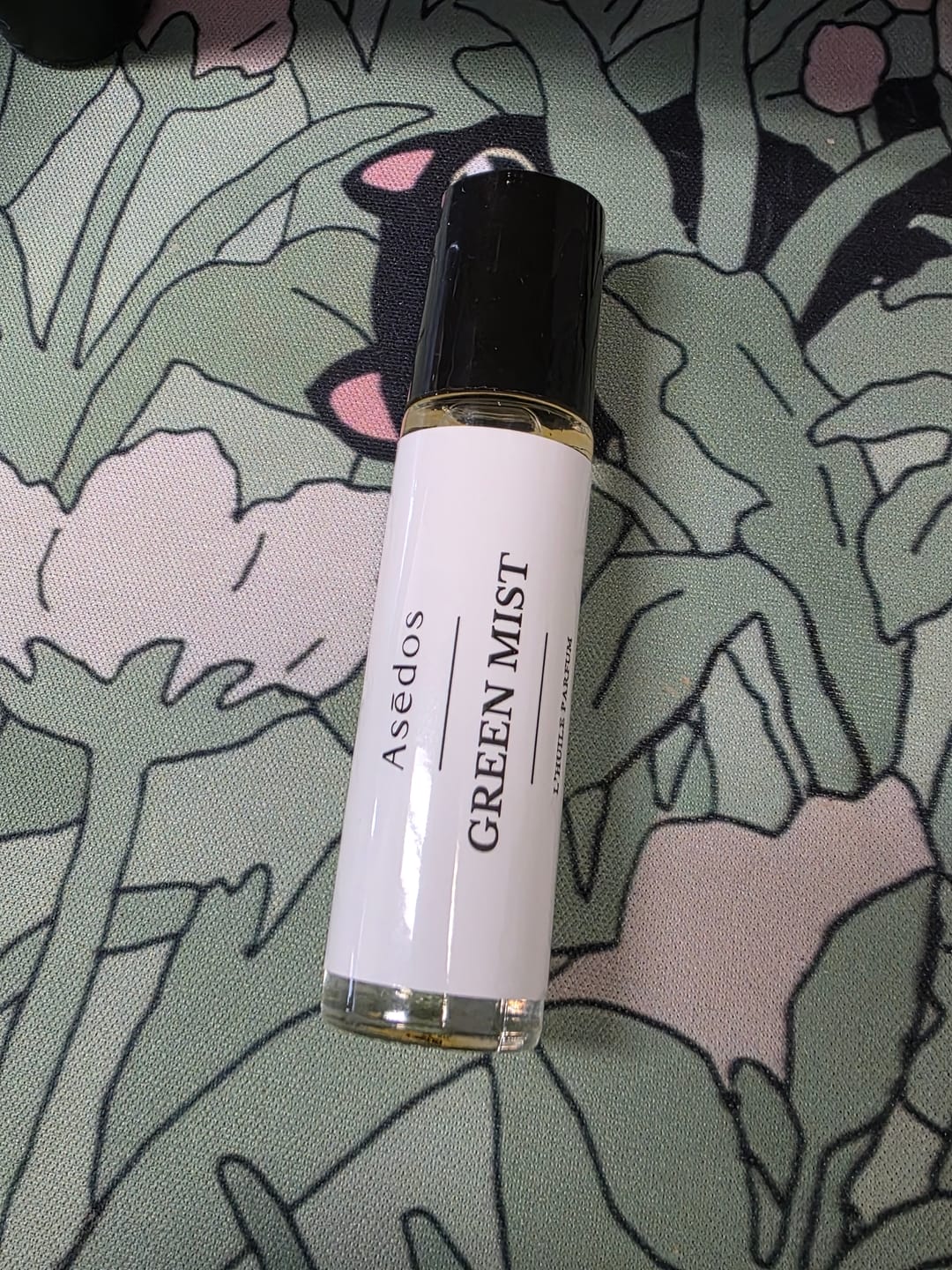 Customer photo review of GREEN MIST PERFUME OIL
