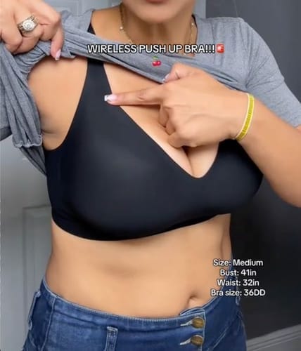 Customer photo review of Seamless Deep V Push-Up Wireless Bra