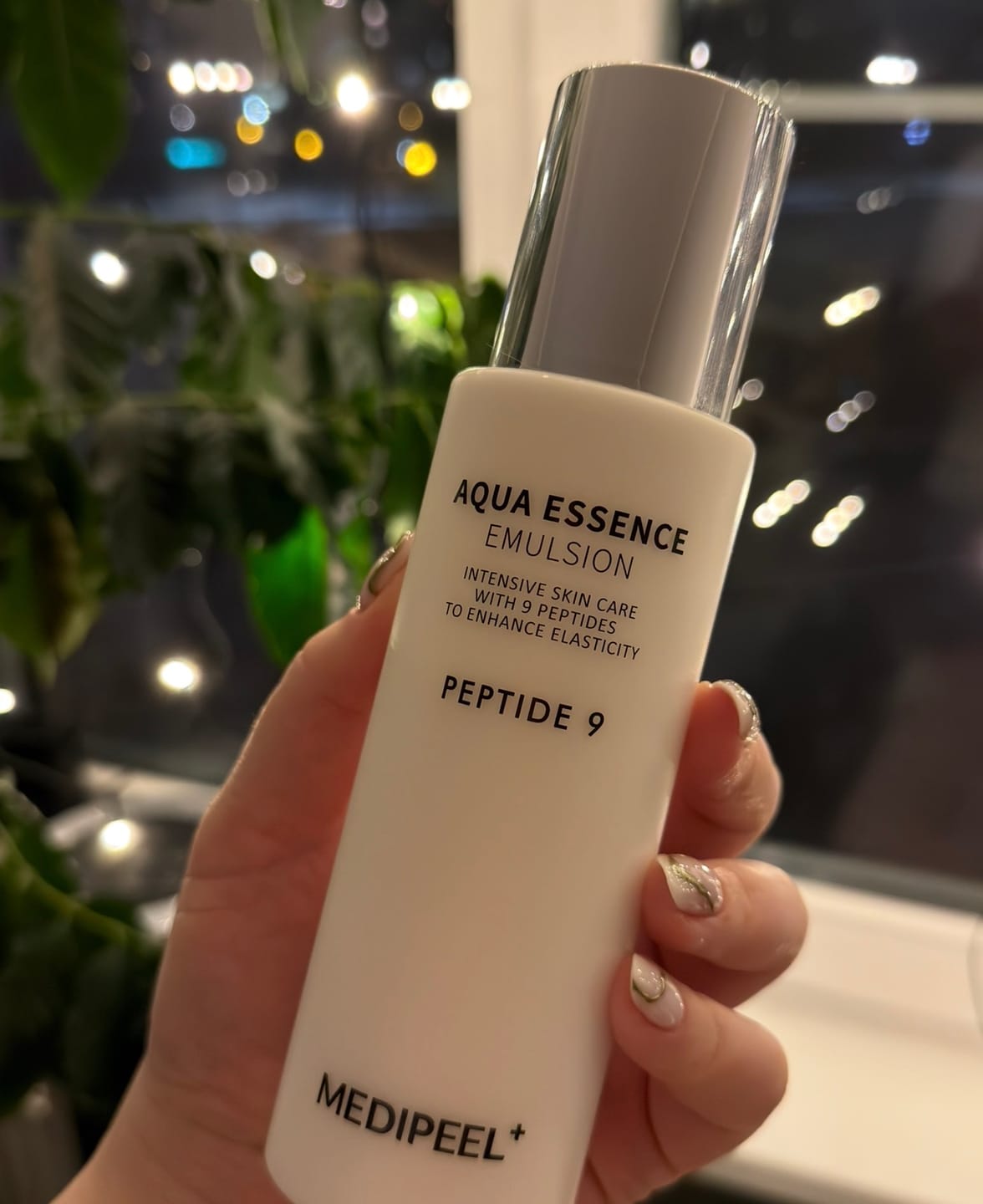 Customer photo review of Emulsija ar peptīdiem elastības piešķiršanai ādai Medi Peel Peptide 9 Aqua Essence Emulsion