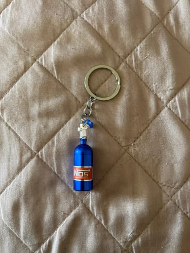 Customer photo review of Mini NOS Nitrogen Bottle Keychains