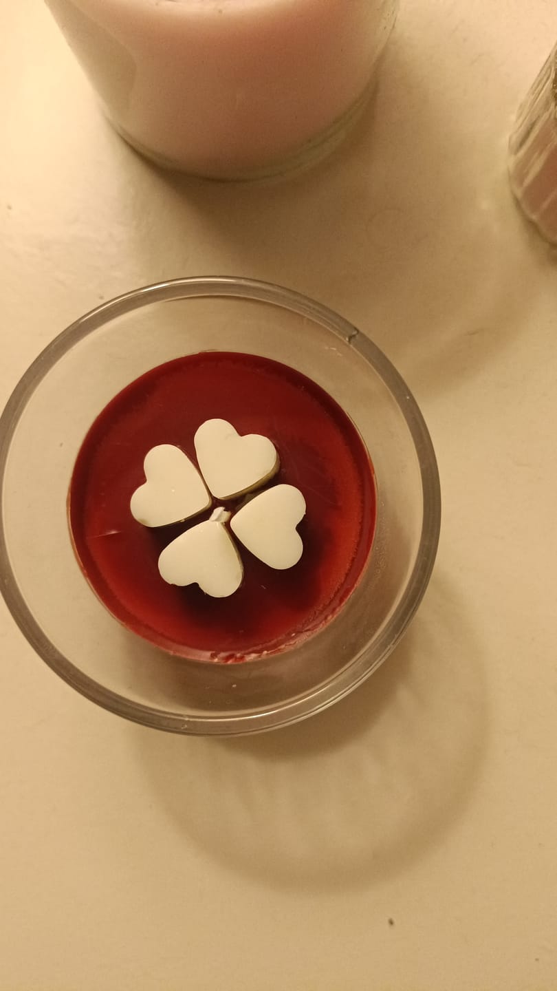 Customer photo review of Colorante líquido para velas CORAL