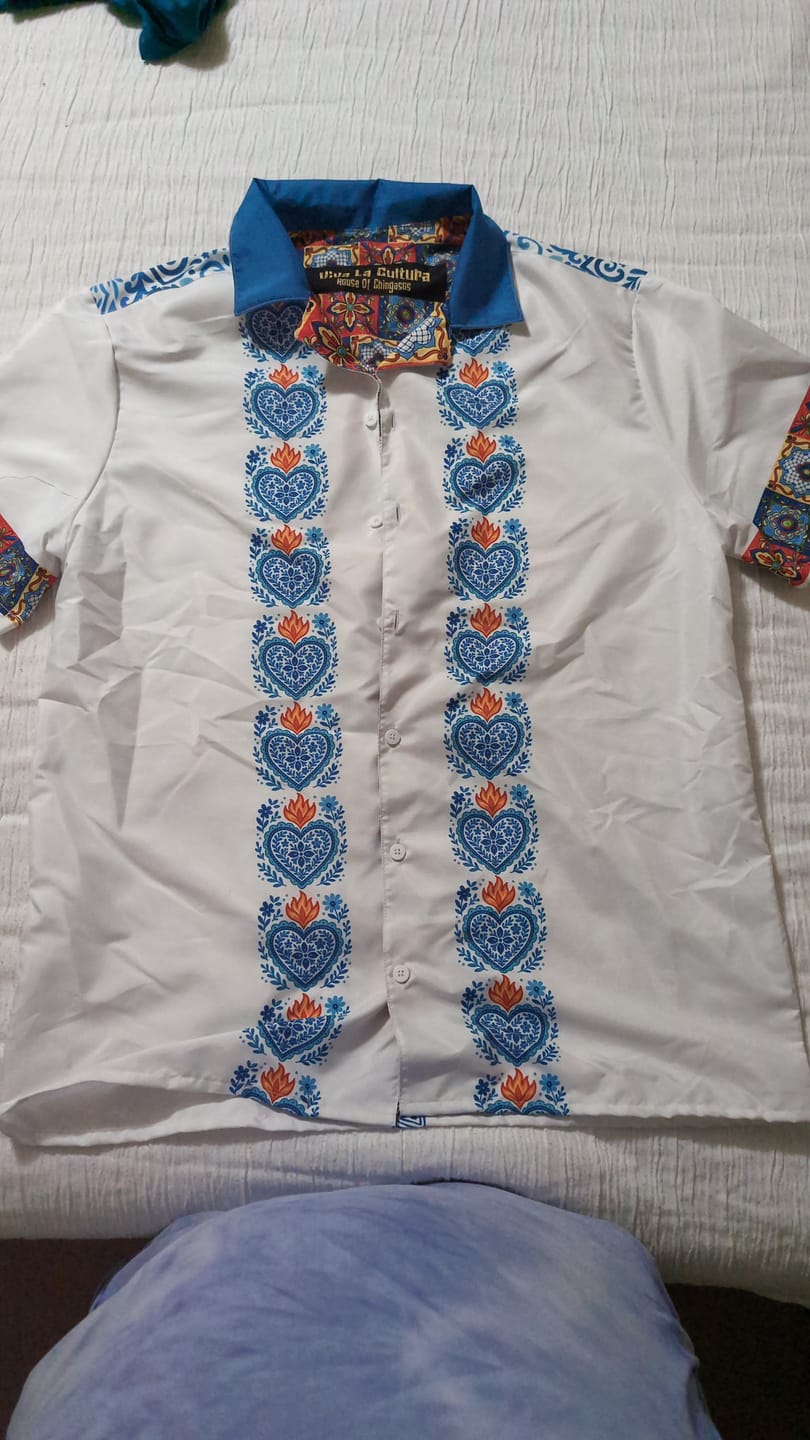 Customer photo review of Talavera Corazones Guayebera Shirt