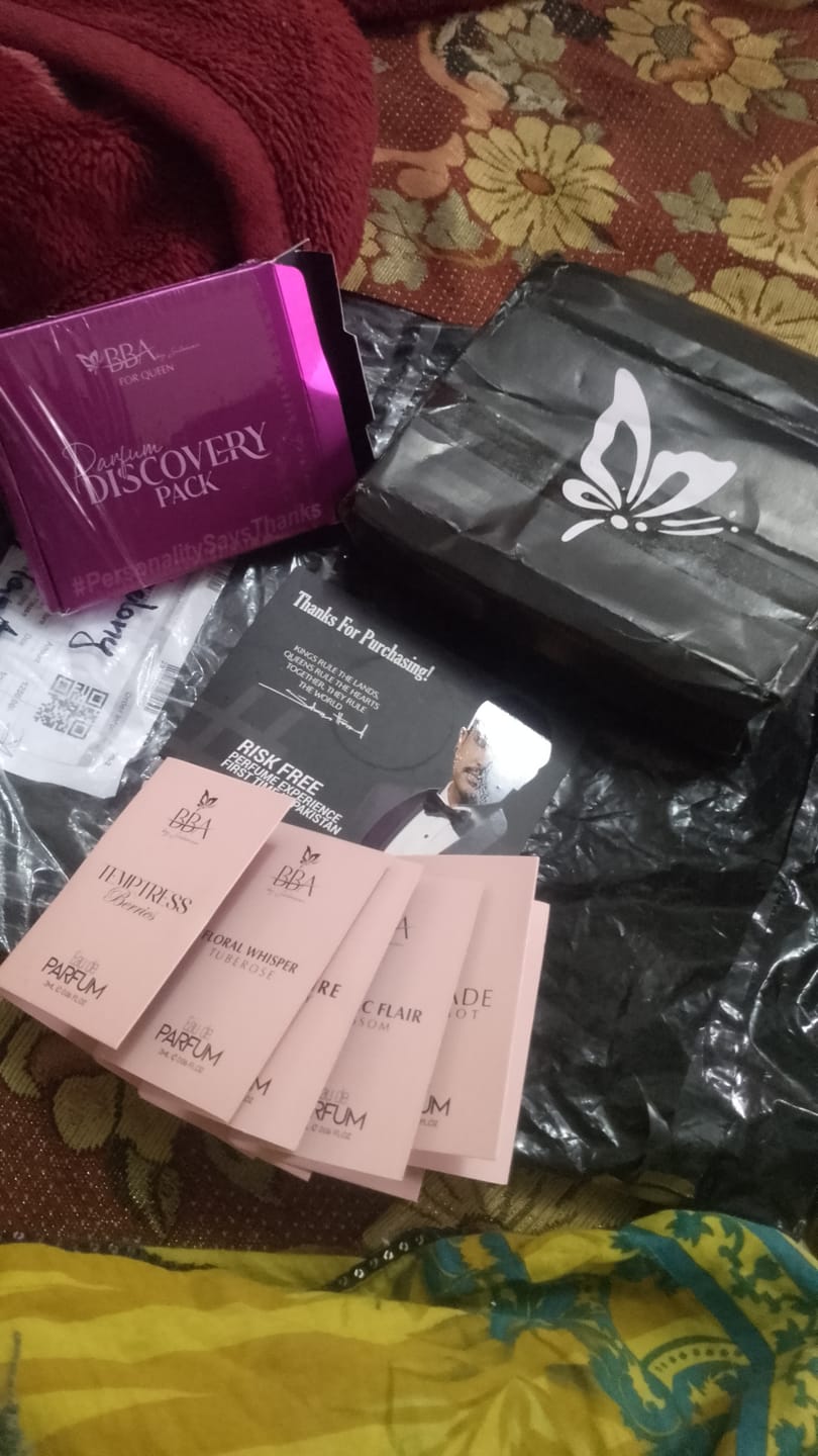Customer photo review of Discovery Pack For Women - 2ml X 5 Perfumes I EDP 35% Concentration