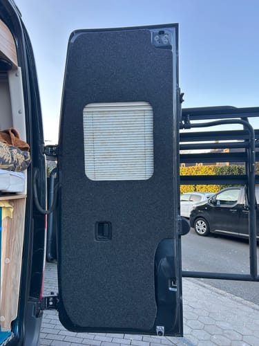 Customer photo review of Wollfilz selbstklebend für Camper