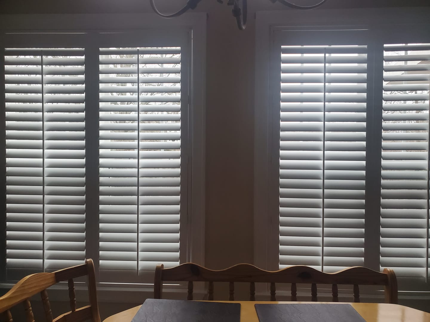 Customer photo review of Economy Polyresin Plantation Shutter