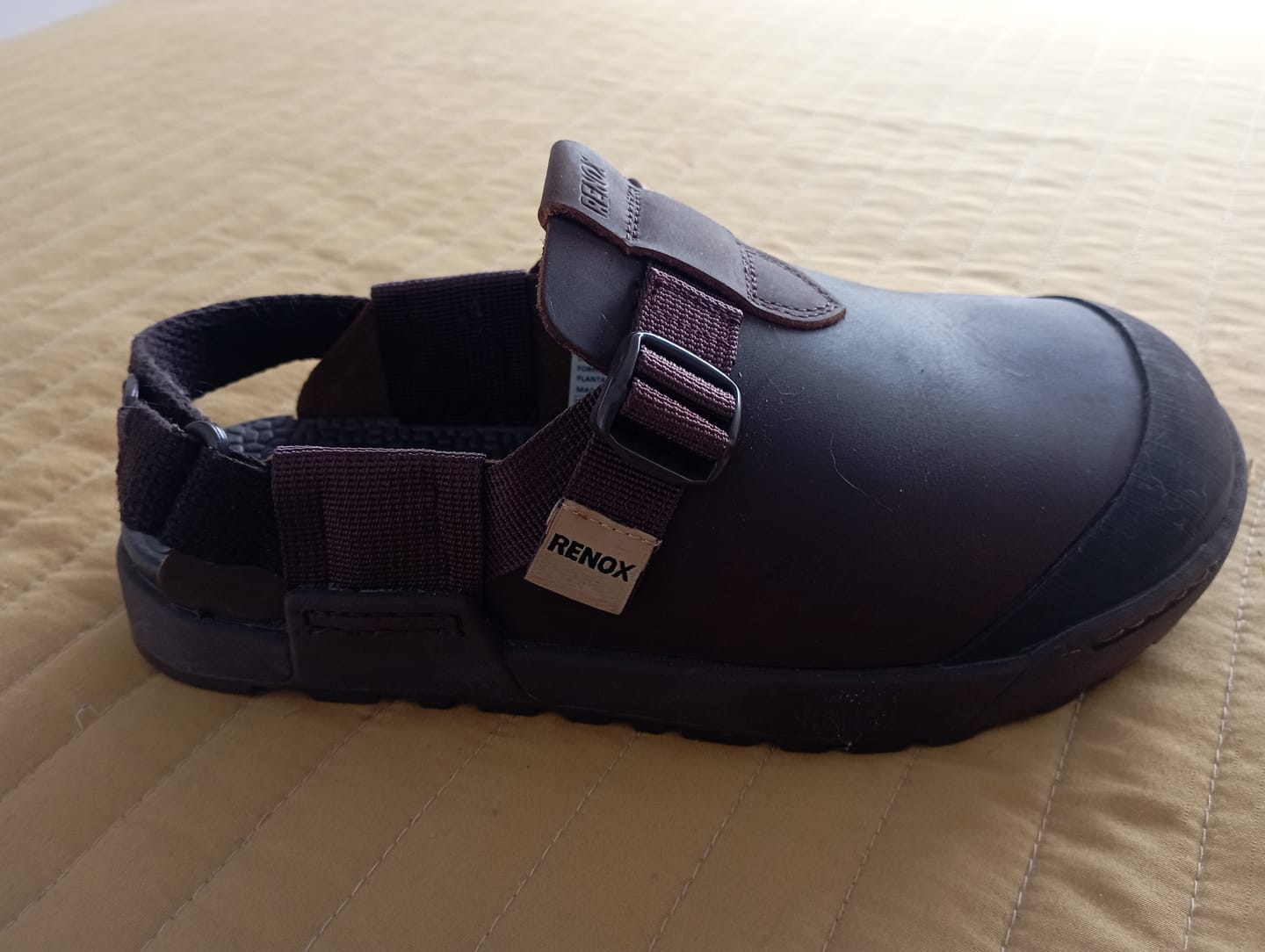 Customer photo review of Zueco Terra Clog Todo Terreno Café Chocolate Unisex