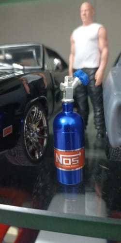 Customer photo review of Mini NOS Nitrogen Bottle Keychains