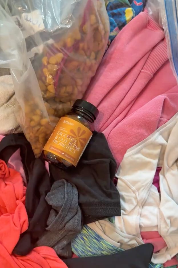 Customer photo review of Bioma Digestive & Gut Repair Probiotics