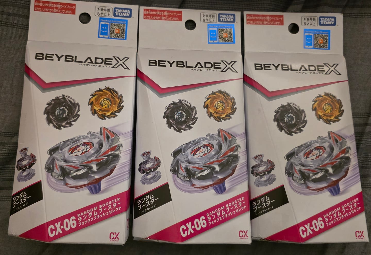 Customer photo review of Full Set Beyblade X CX-06 FoxBrush J9-70GR