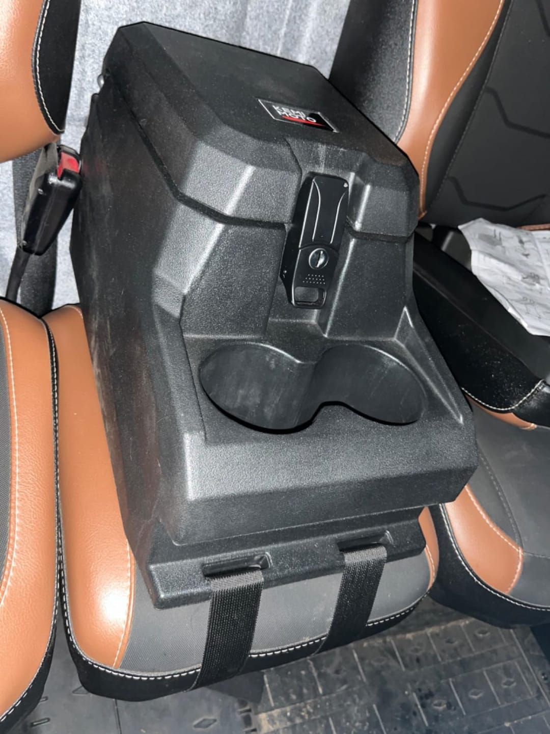 Customer photo review of Bench Seat Console Armrest Box for Can-Am Defender HD10|9|8|7|5