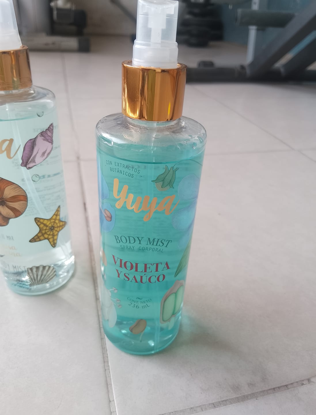 Customer photo review of Body Mist 236 mL Violeta y Sauco
