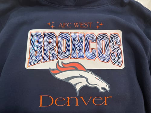 Customer photo review of Broncos Curve SPANGLE Transfer