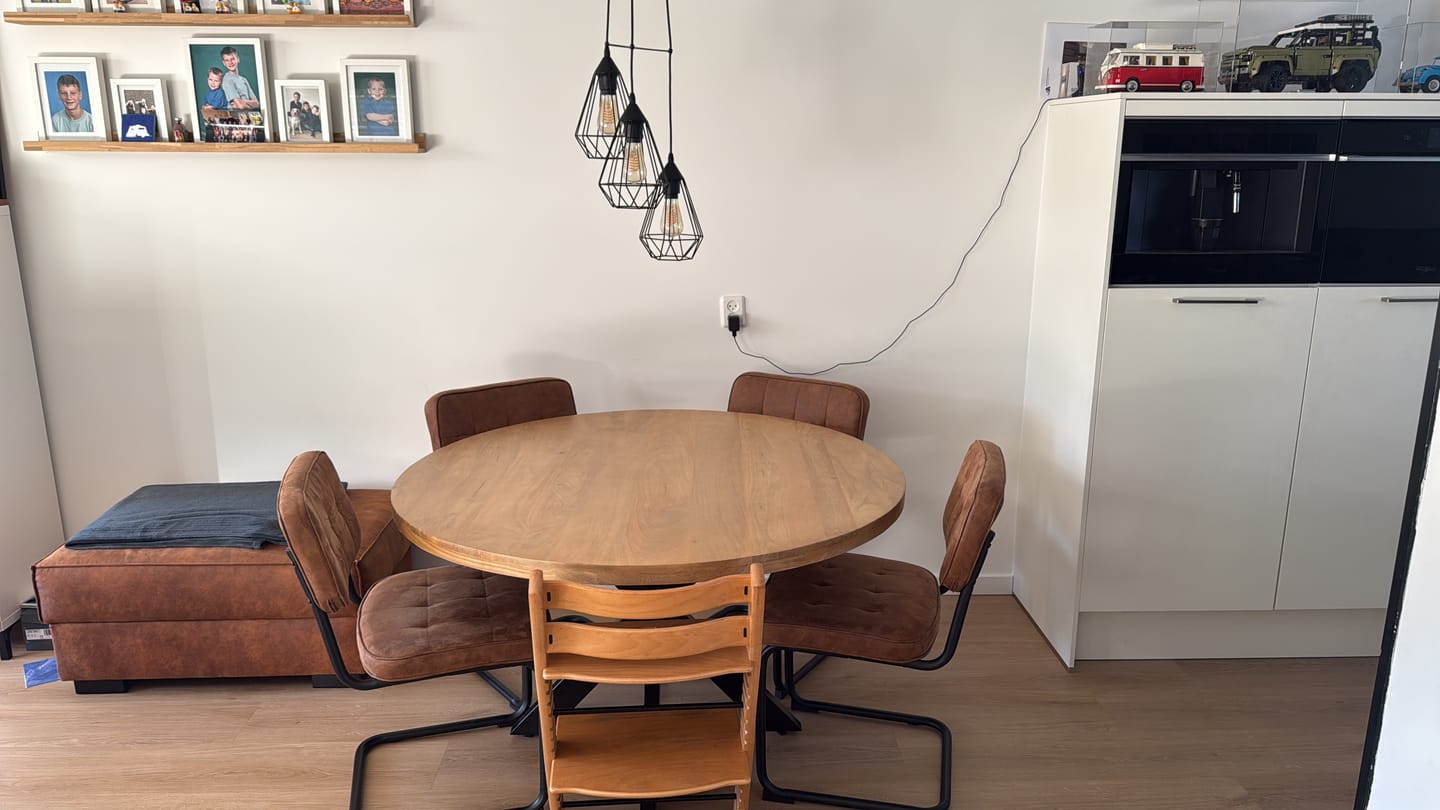 Customer photo review of Sila Mangohouten Ronde Eettafel