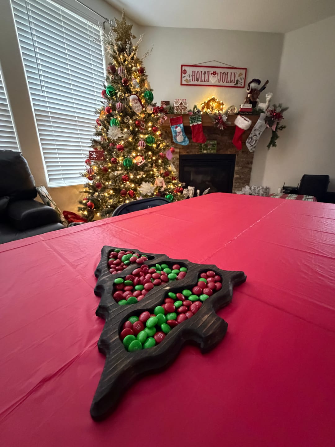 Customer photo review of 11.0x9.5" Christmas Tree Tray 2 Acrylic Router Template [Limited Edition]