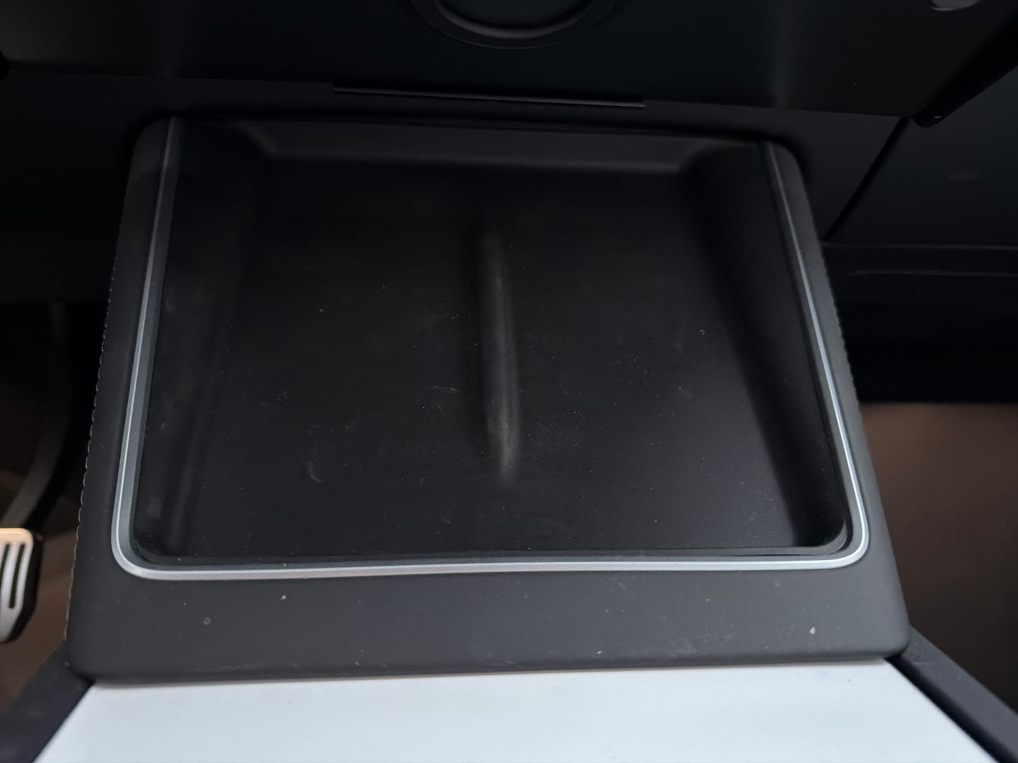 Customer photo review of Center Console Wireless Charger Pad for Model Y Juniper 2025-2026