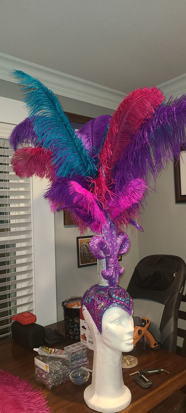 Customer photo review of Ostrich Plume Feathers | Ostrich Plumes