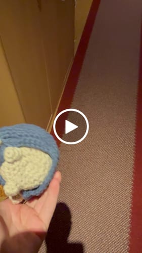 Customer video review of Mini Crafts™ Learn-To-Crochet Kits