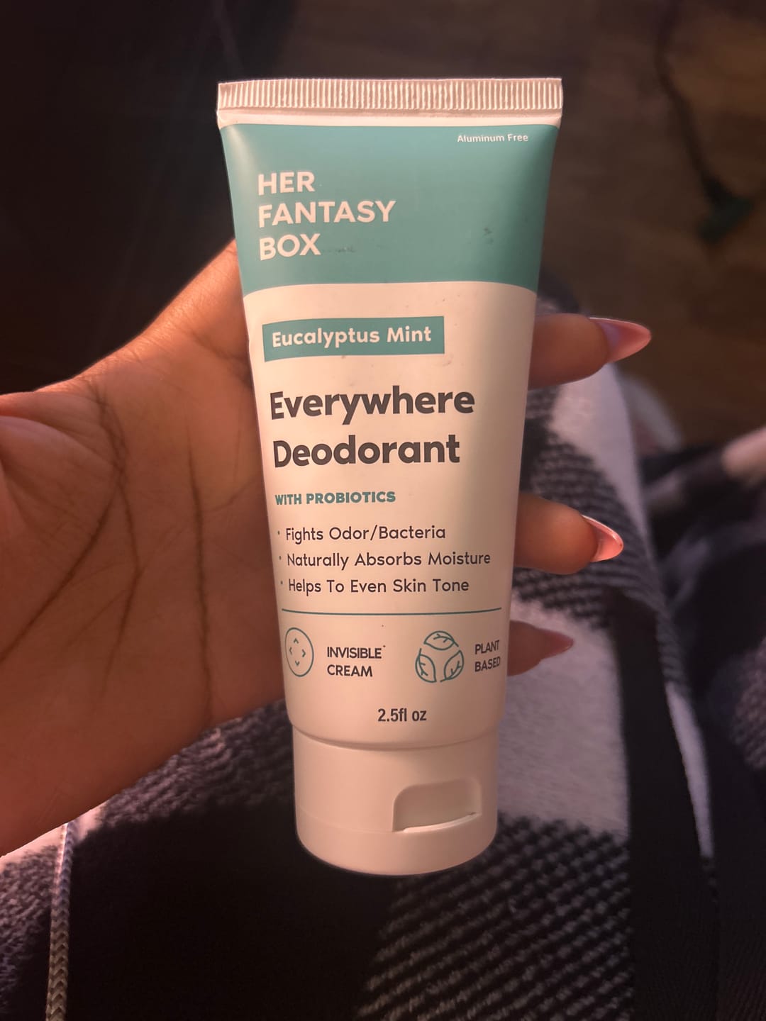 Customer photo review of Everywhere Deodorant (Minty Fresh) - Long Lasting Odor Block