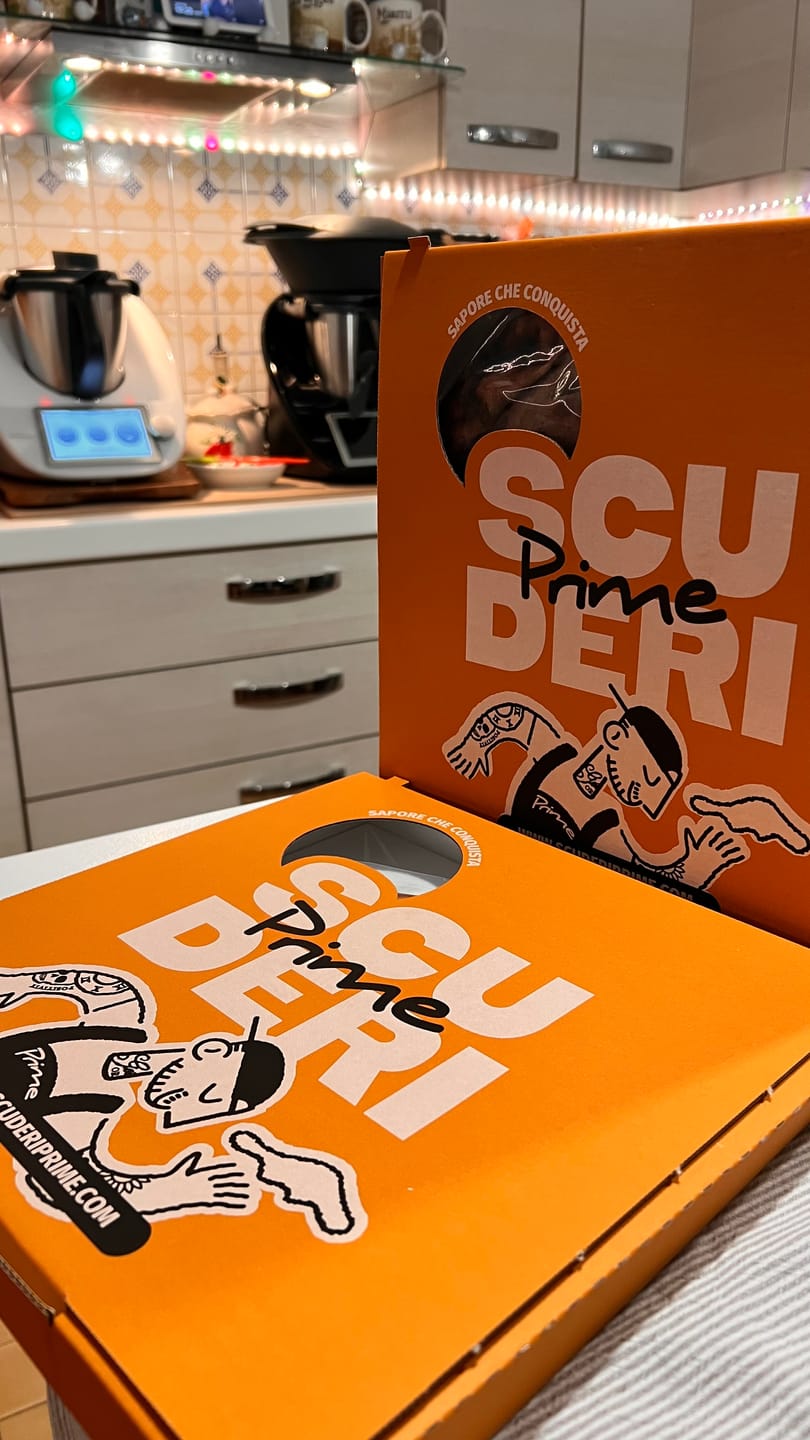 Customer photo review of "DAI, Dimmi che ti è venuta Voglia" BOX