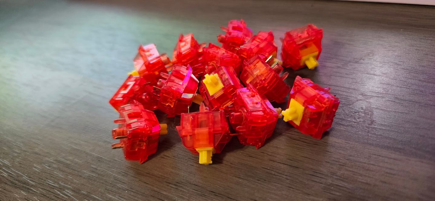 Customer photo review of KEYGEEK Y2 LINEAR SWITCH FACTORY LUBED (10PCS)