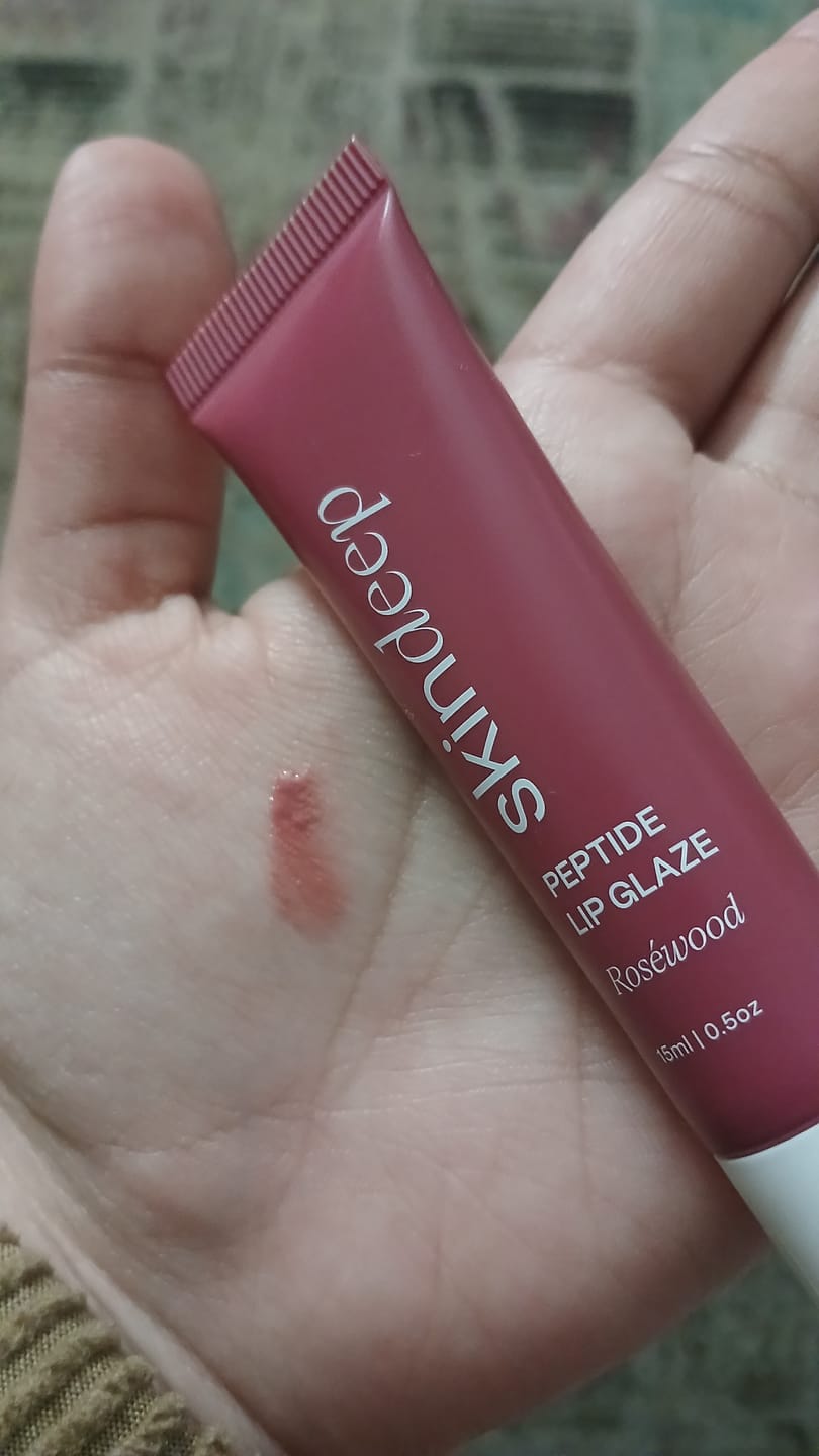 Customer photo review of Peptide Lip Glaze