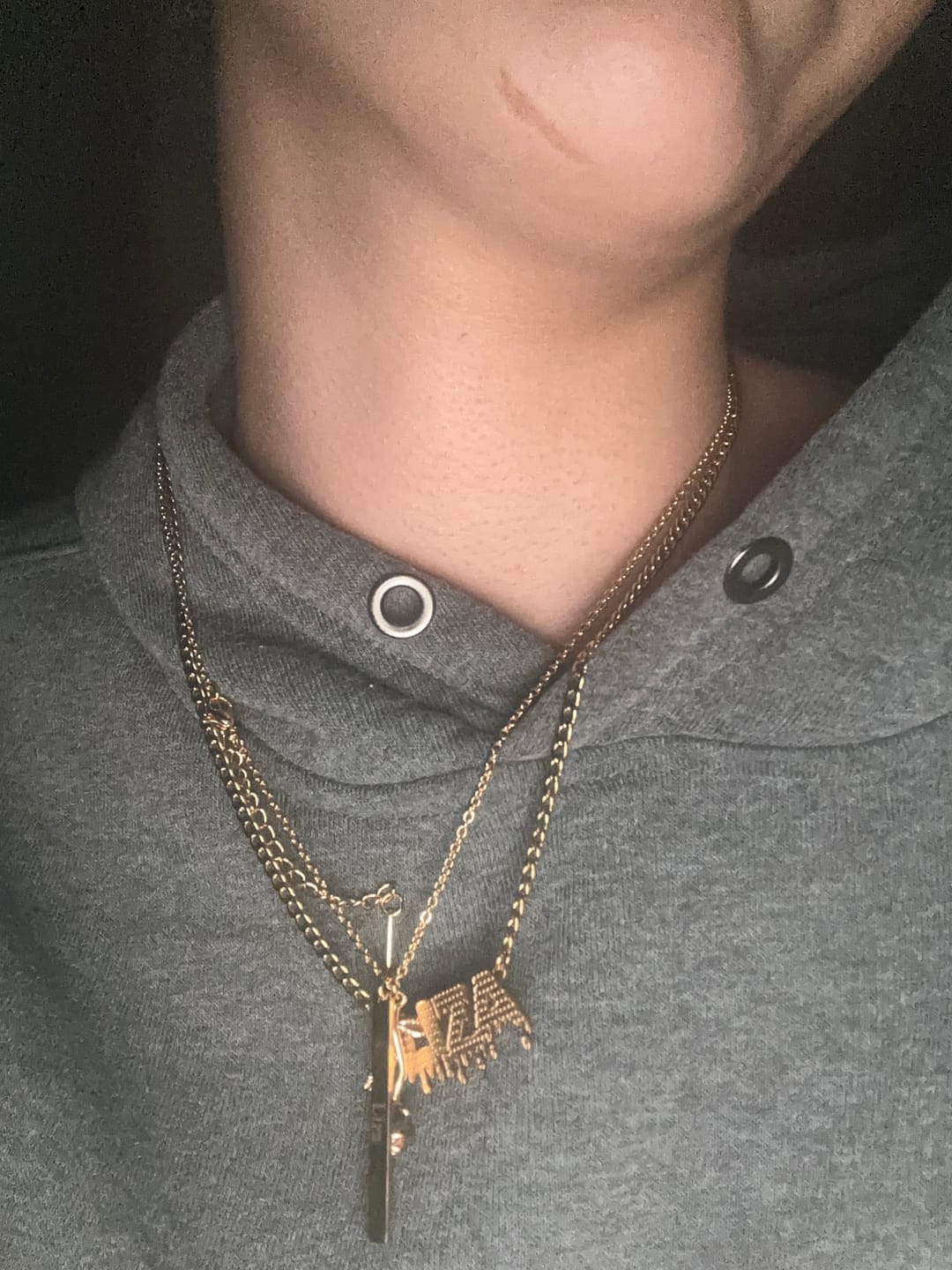 Customer photo review of Drippy Name Necklace w/ Cuban Chain
