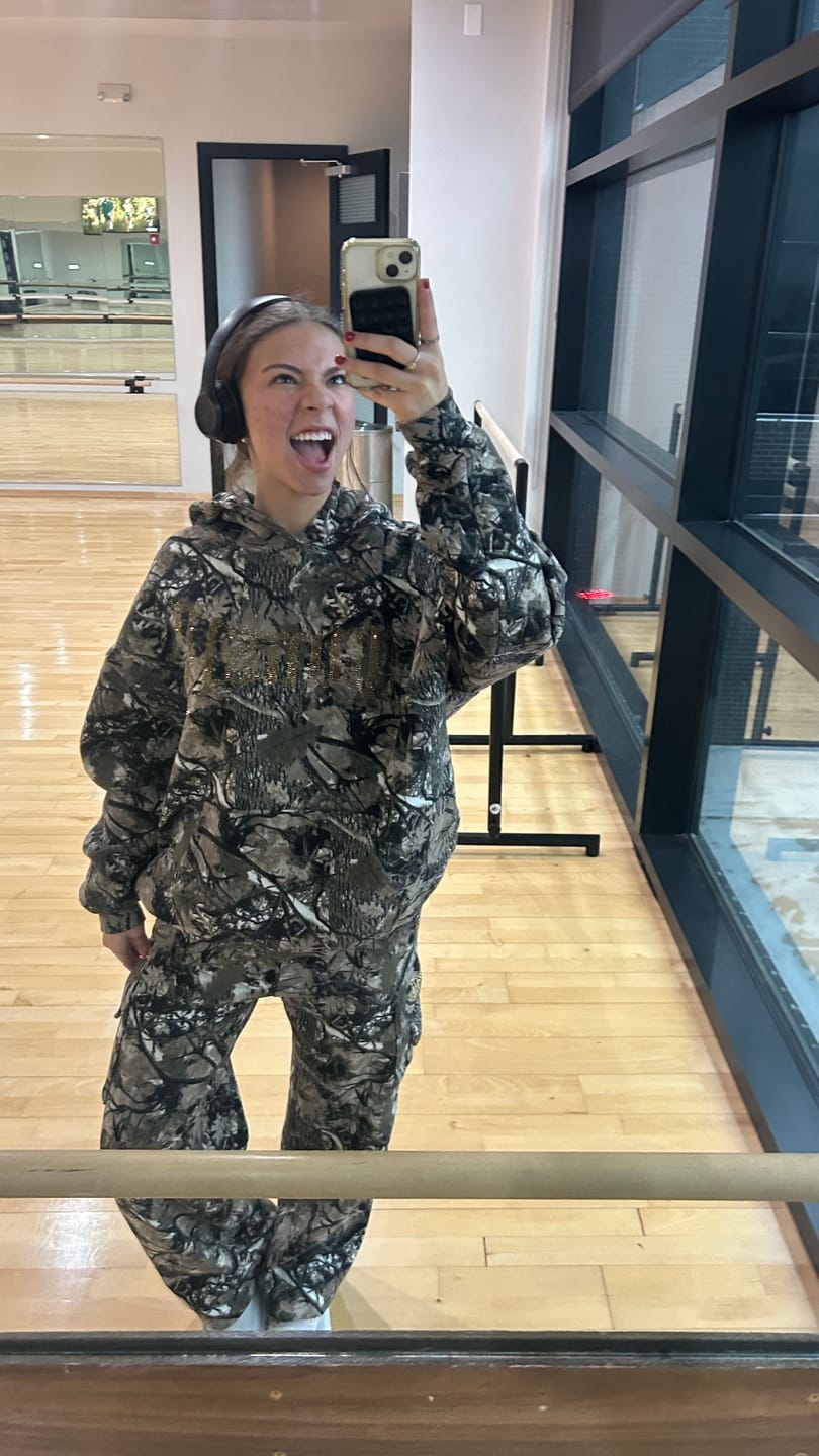Customer photo review of W5168 - Camo Bling Hoodie