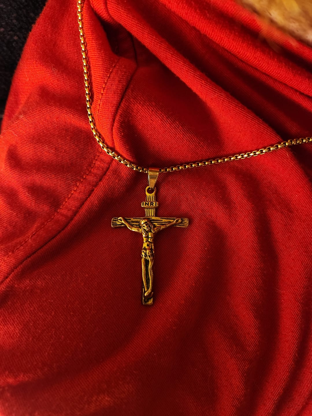 Customer photo review of FREE Today: Christ Jewelry Crucifix Pendant Charm Necklace