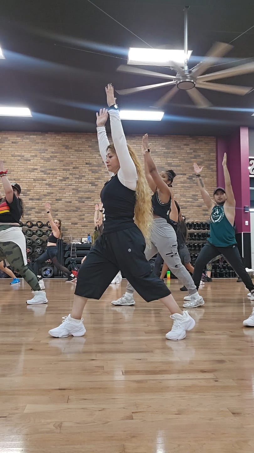 Customer photo review of Zumba Basic Baggy Cargo Pants