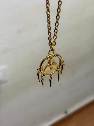 Customer photo review of Collar de "Sortija del Milenio"